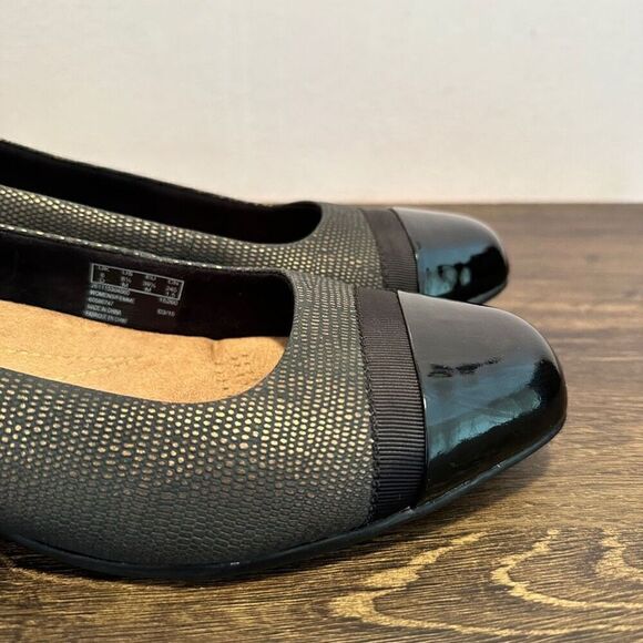 Clark Kesha Rose low heel pumps size 8.5 Excellent Condition - Picture 6 of 9